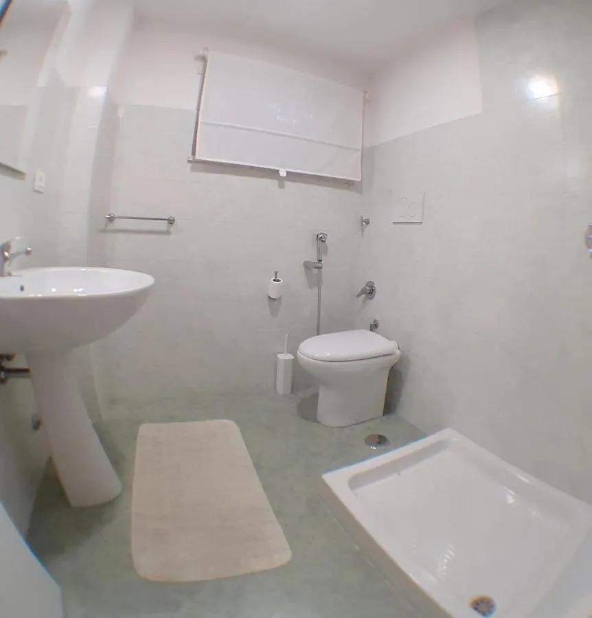 Casa Galante Ostia Centro Apartment 0*, Lido di Ostia