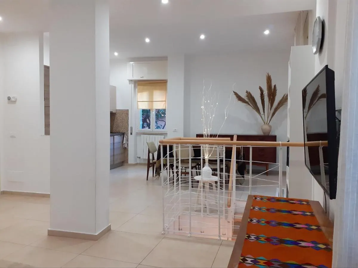 Casa Galante Ostia Centro Apartment  Lido di Ostia