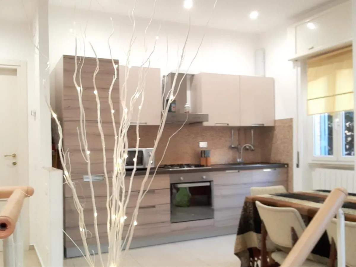 Casa Galante Ostia Centro Apartment