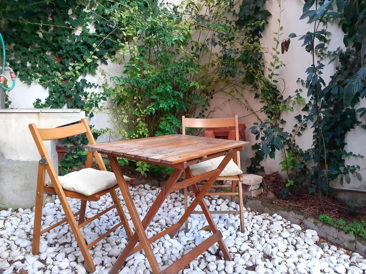 Casa Galante Ostia Centro Apartment Lido di Ostia